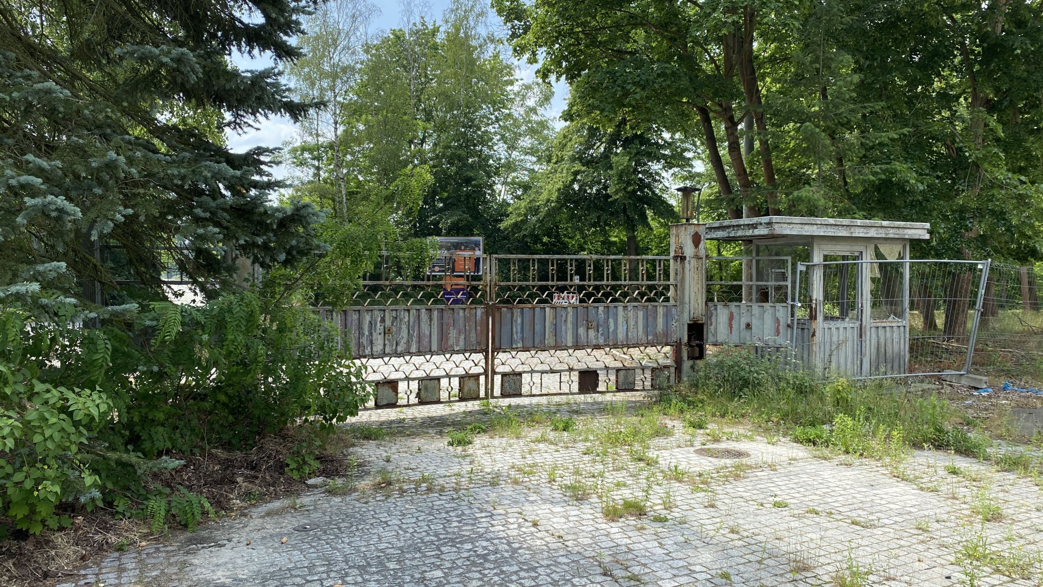 Website von Emmi & Leo - 2020 - Wünsdorf alte Kaserne Rote Armee